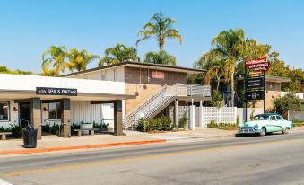 Dr Wilkinsons Backyard Resort and Mineral Springs a Member of Design Hotels