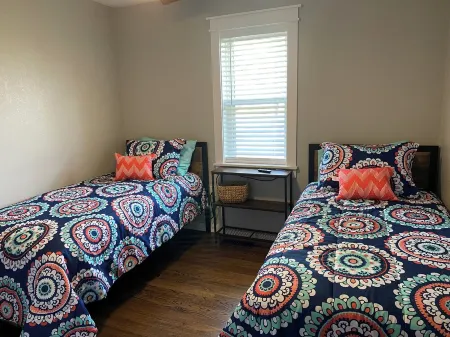 The Pool House,   3-Bedroom Home in Marshall,  Backyard Inground Swimming Pool