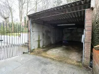 Pillo Rooms - 4Br House Near Heaton Park Hotels in Prestwich