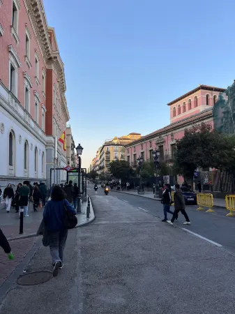 Aparthoteltribunal Отели в г. Мадрид