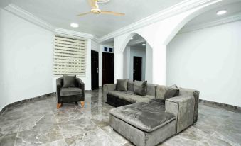 The Boaz Executive Place