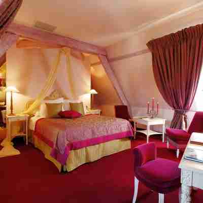 Clos La Boëtie & Spa Rooms