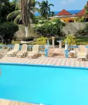 Pink Hibiscus Villa - Beach