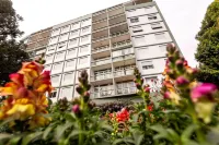 Incrível Vista No Capivari Com 4 Quartos e Lareira