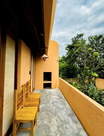 Asahi Luxstay - Moncada Motel Отели в г. Bao Yen