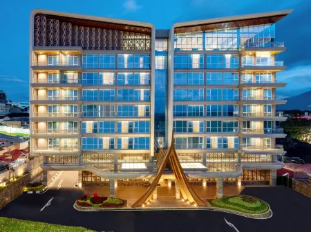 Hotel Santika Bukittinggi Отели в г. Sianok Anam Suku