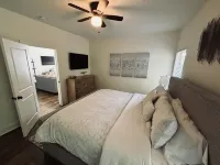 Cozy Cabin in Lake Community