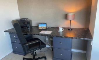 Spacious One Bedroom Apartment- with Large Balcony