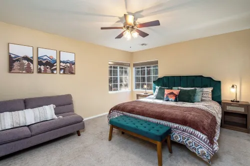 Sunset Peak Cabin 3BR house in TH with Lake Access-Walk to Downtown Hotels in Twain Harte