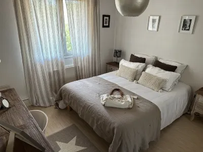 MAGNIFICENT, COMFORTABLE HOME Hotels near Lighthouse of La Coubre