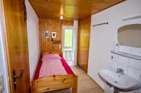 Holiday Home for the whole family! Skiing, hiking, swimming, shopping, Golf Hotels in Stiefenhofen