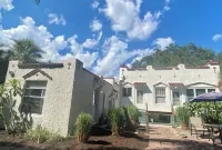 Gulfport 1BR-Semi-Private Beach