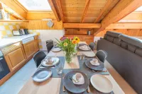 Apt Camille, beautiful on-piste 2 bedroom apartment Hotels in Montgenevre