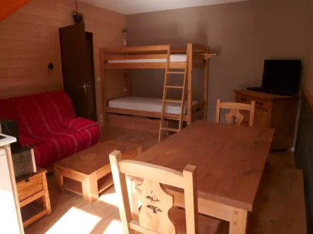 6-bed apartment Saint François Longchamp - sheets/parking/Internet (fiber)