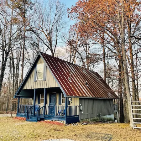 The Getaway - Wi-Fi - Pet Friendly  - New Deck