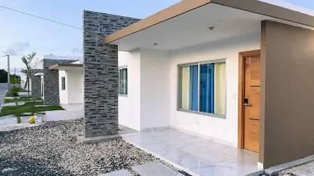 Beautiful Villa with Private Pool located on Punta Cana. Отели рядом с достопримечательностью «Экологический парк Indigenous Eyes»