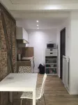 Charmant Studio Refait à Neuf, au Pied du Métro et du Tramway