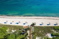 Spectacular 3 Bedroom Beachfront Condo