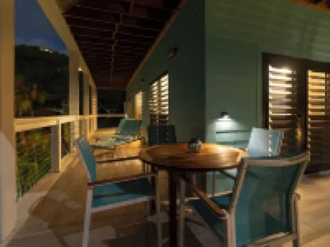 Verandah-style Living Overlooking Coral Bay Hotels in Central