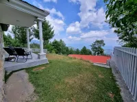 Peaceful Private Cottage with Mountain View in Khaira Gali, Murree