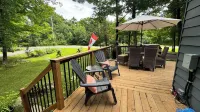 Northern Cottage with Hot Tub, Trent Lakes