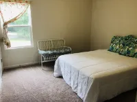 Colonels Island Boat House & Nearby Beaches.  MILITARY DISCOUNT (10%