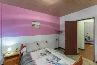 Grande Maison Spacieuse et Accueillante Située à Saint-leu