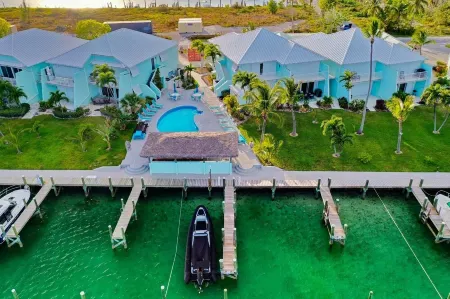 TREASURE CAY - Waterfront with dock