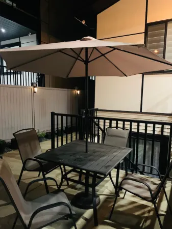 Stylish, clean&cozy new 2 bedroom guest suite