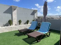 2Br Condo with Rooftop Terrace and Jacuzzi/Pool Hotels in 