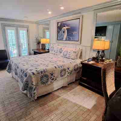 Saint Simons Inn by the Lighthouse Rooms