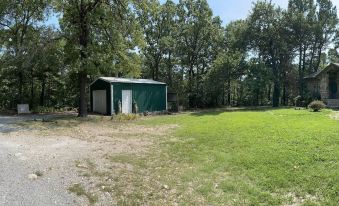 Lakefront Escape On Lake Hudson 5 Bedroom Cabin