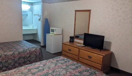 Deerfield Inn & Suites