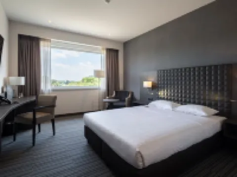 Mezzo Hotel & Business Hotels in Beringen