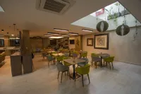 Vvc Hotel's - Desayuno