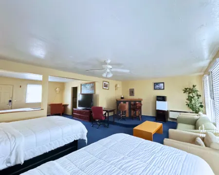 Westwoods Motel Hotels in Fulton