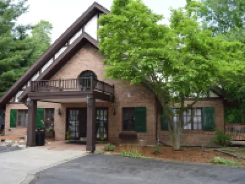 Spring House Inn Hotels in Porter