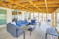 Lake Hamilton Family Gem Hot Tub and Boat Slip!