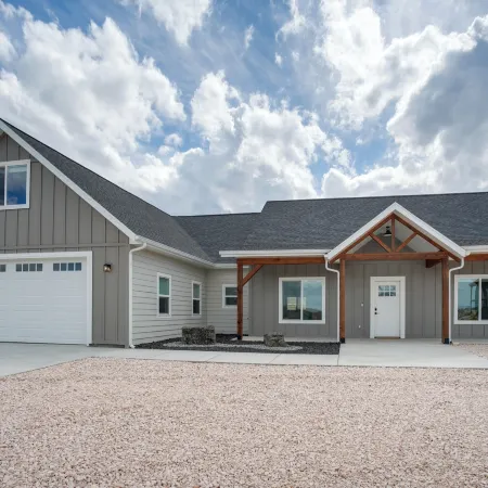3 Mi to Bear Lake: Home w/ Hot Tub & Huge Patio!