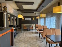 Alfa Hotel - breakfast