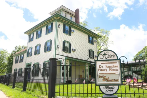 Jonathan Pitney House Hotels in Absecon