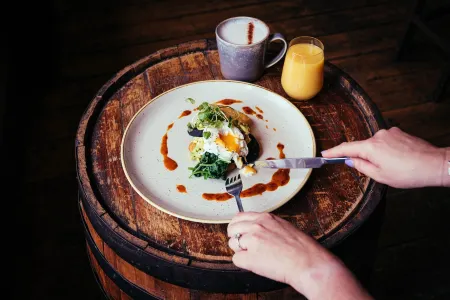 The Duke of Edinburgh Hotel & Bar