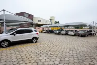 Prisma Plaza Hotel - parking