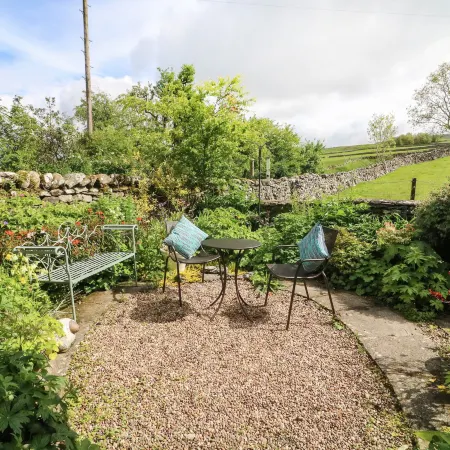Horton Scar House Hotels in Settle