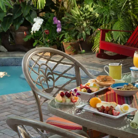 Tropical Inn