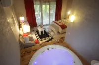 Kirkpinar Otantik Otel Hotel di Mahmudiye