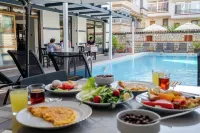 Bayram Hotel - Pool
