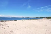 Sandcastle Resort - Beach