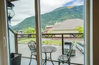 Harrison Grand Motel Hôtels à : Harrison Hot Springs