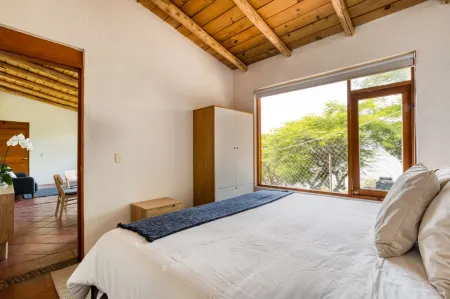 Luxury 3Br Cabin, Lakeview in Valle de Bravo Отели рядом с достопримечательностью «Rancho El Reencuentro»